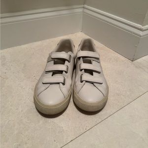 Veja Velcro Sneakers